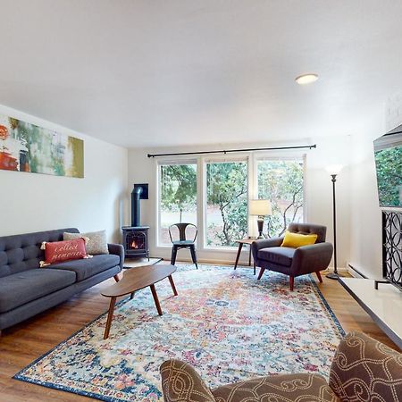 Вилла Woodbine Way Retreat Беллингхэм Экстерьер фото